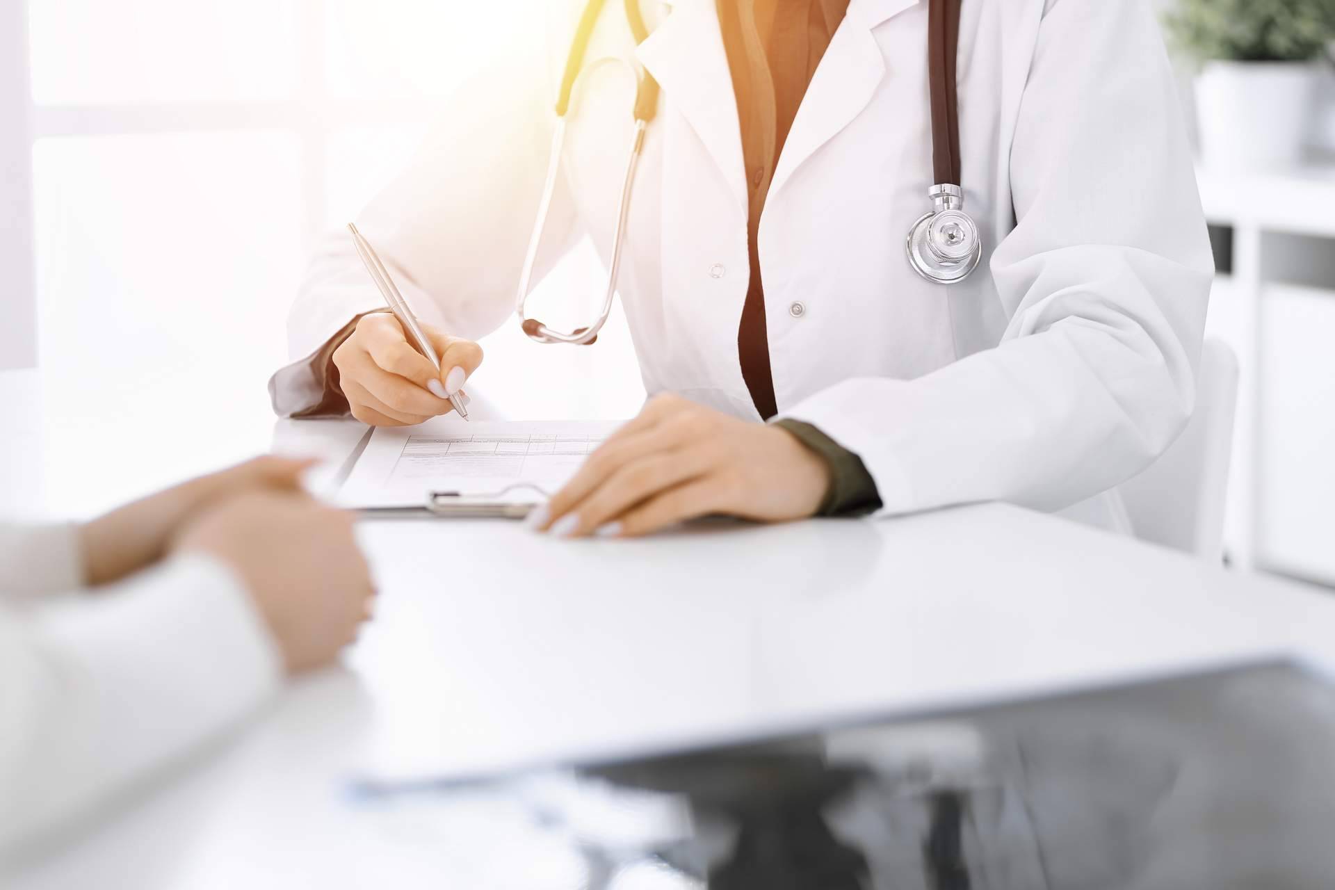 ¿Familia en Latinoamérica? La plataforma de seguro médico asistensi ofrece planes de salud con atención médica inmediata por emergencia para los familiares