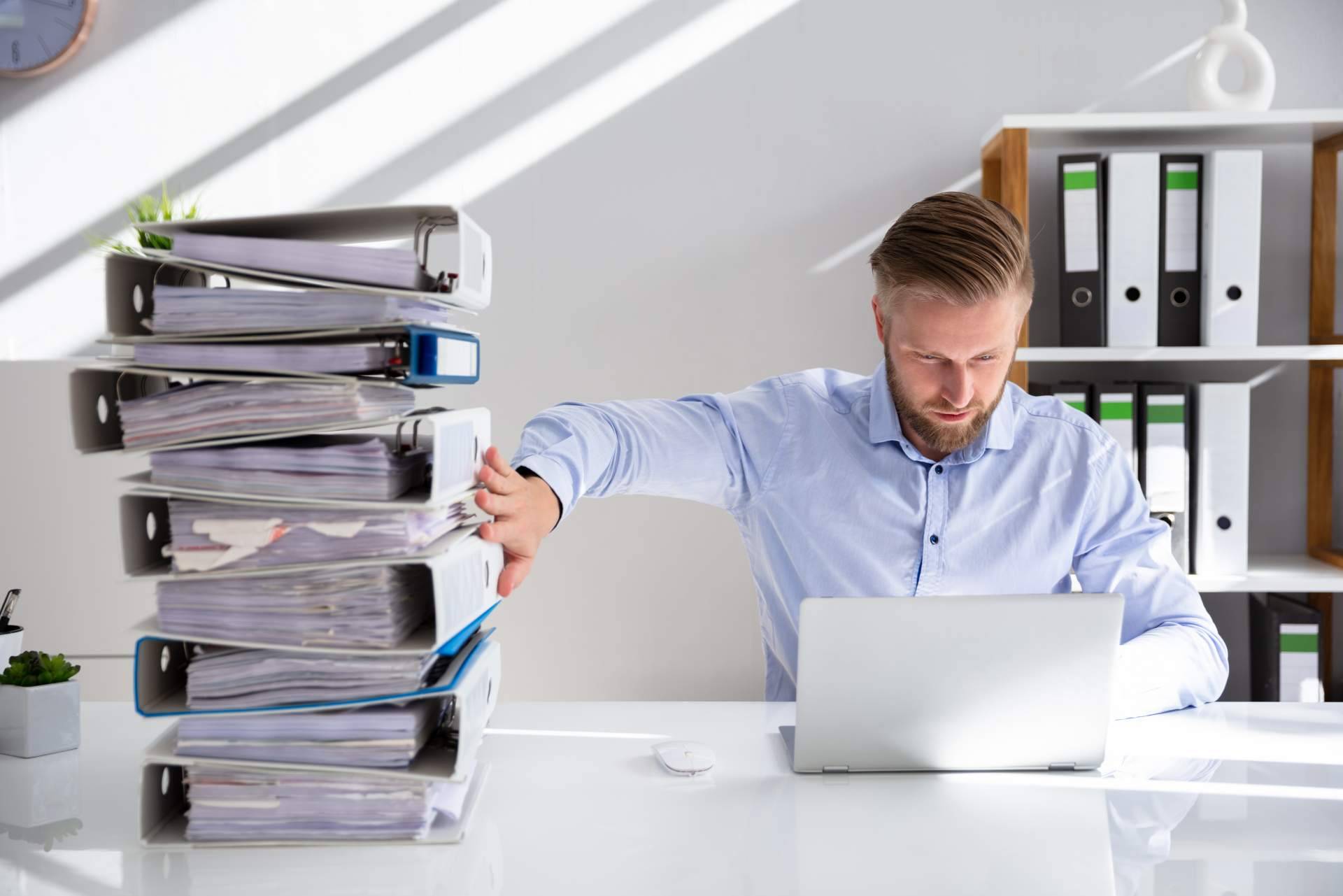 Digitalizar documentos con el servicio de Dataeraser