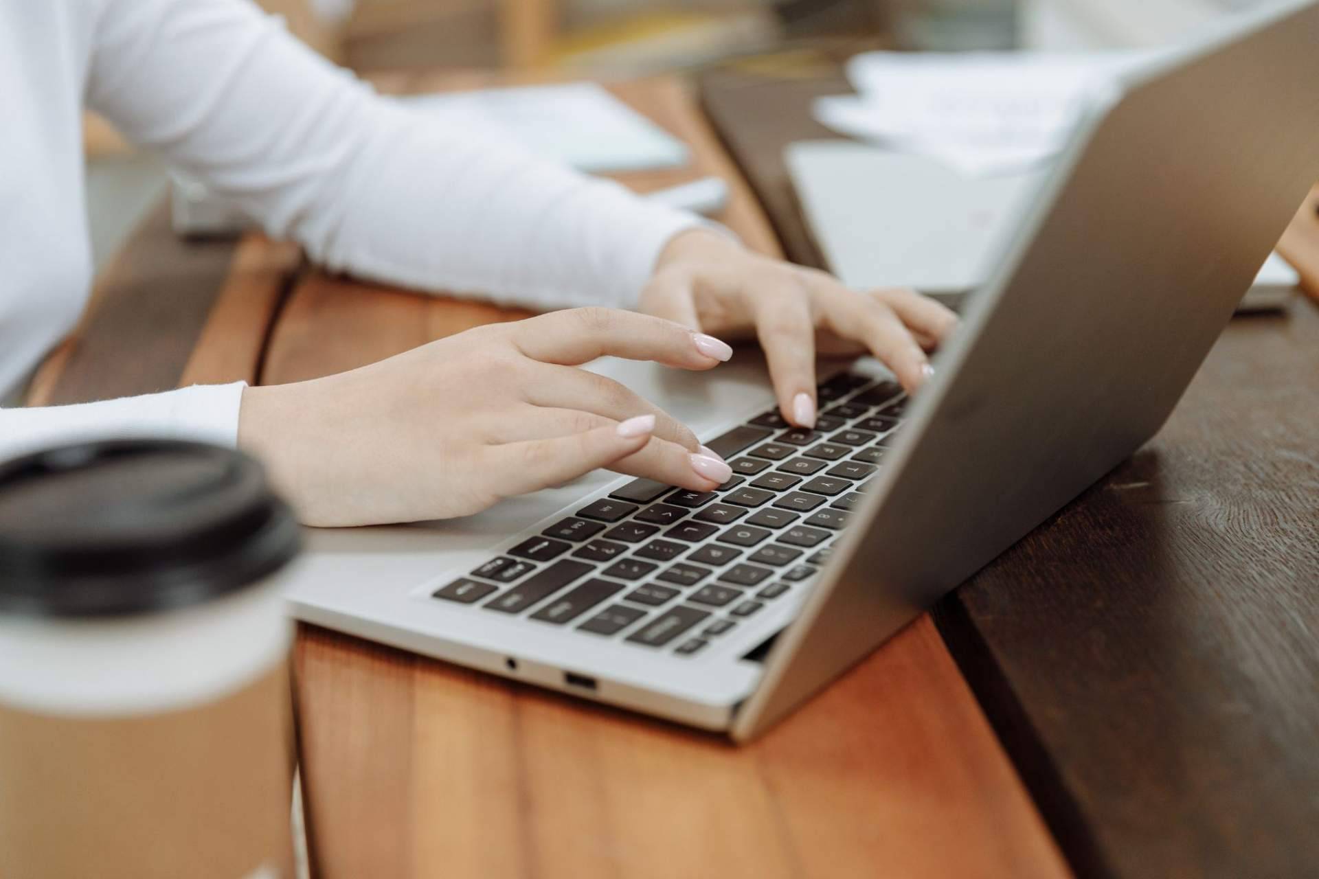 SETROI Opiniones. Construir estrategias de comunicación para empresas