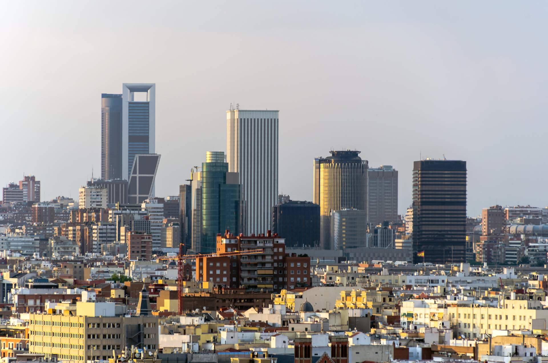 ¿Qué servicios de intermediación inmobiliaria ofrece MTB Gestión Inmobiliaria?